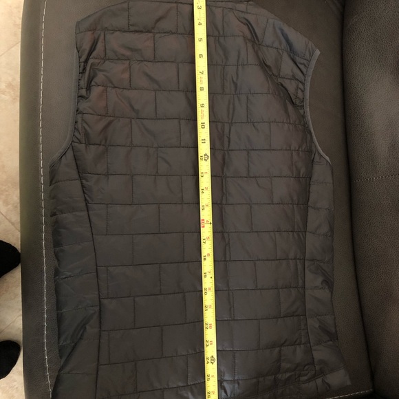 Patagonia Dark Gray Quilted Vest Men’s Small/Fits Women’s Medium - Picture 7 of 9